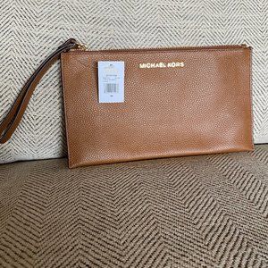 Michael Michael Kors Wristlet